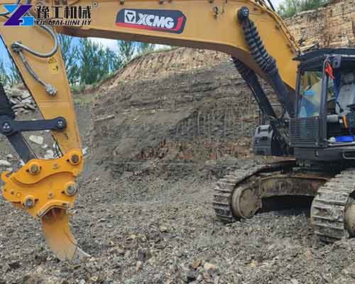 mini digger quick hitch operation