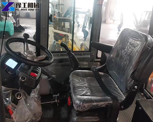 interior double-headed small backhoe loader